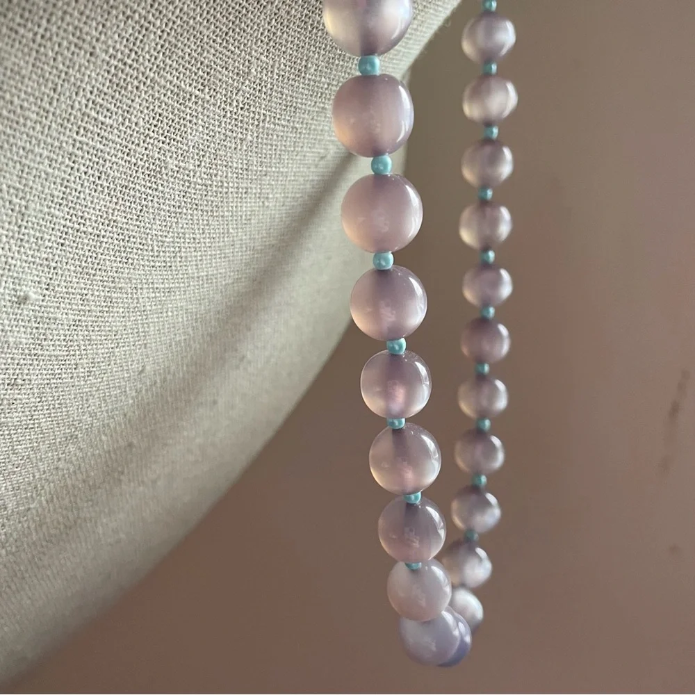 Vintage dusty lilac moonglow? beaded necklace novelty slide clasp midcentury